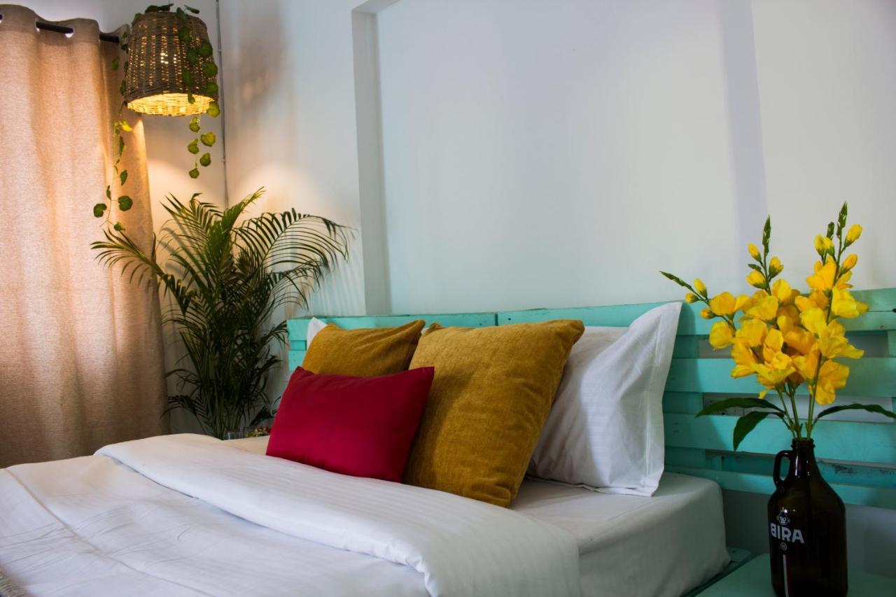 The Turquoiise House Hotel Morjim Eksteriør billede